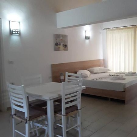 Caldera Vista Apartaments Саранда Экстерьер фото